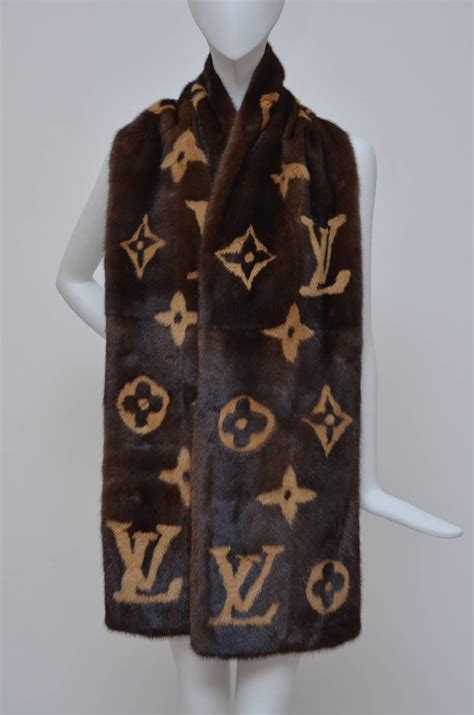 louis vuitton scarf lexi brook rivera|louis vuitton cosy fur scarf.